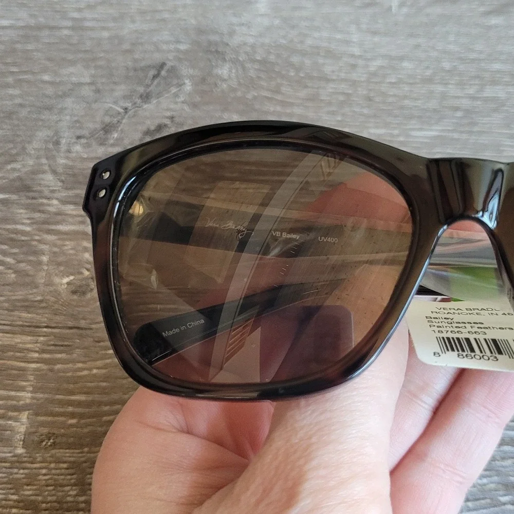 VERA BRADLEY Painted Feathers Sunglasses One Size
